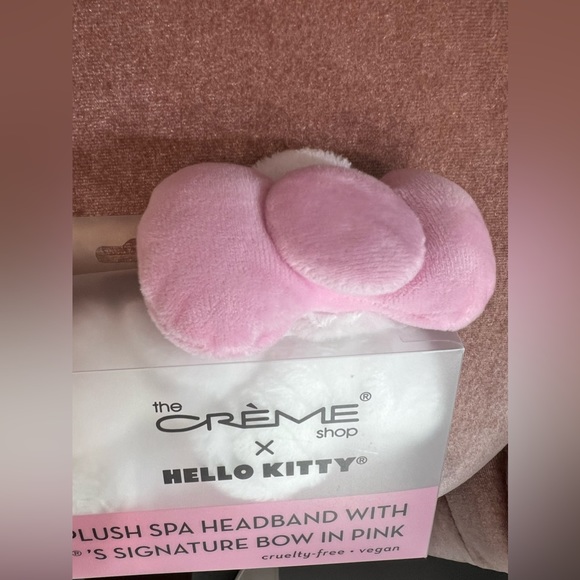 Hello Kitty Plush Spa Pink Bow Headband - Picture 3 of 4